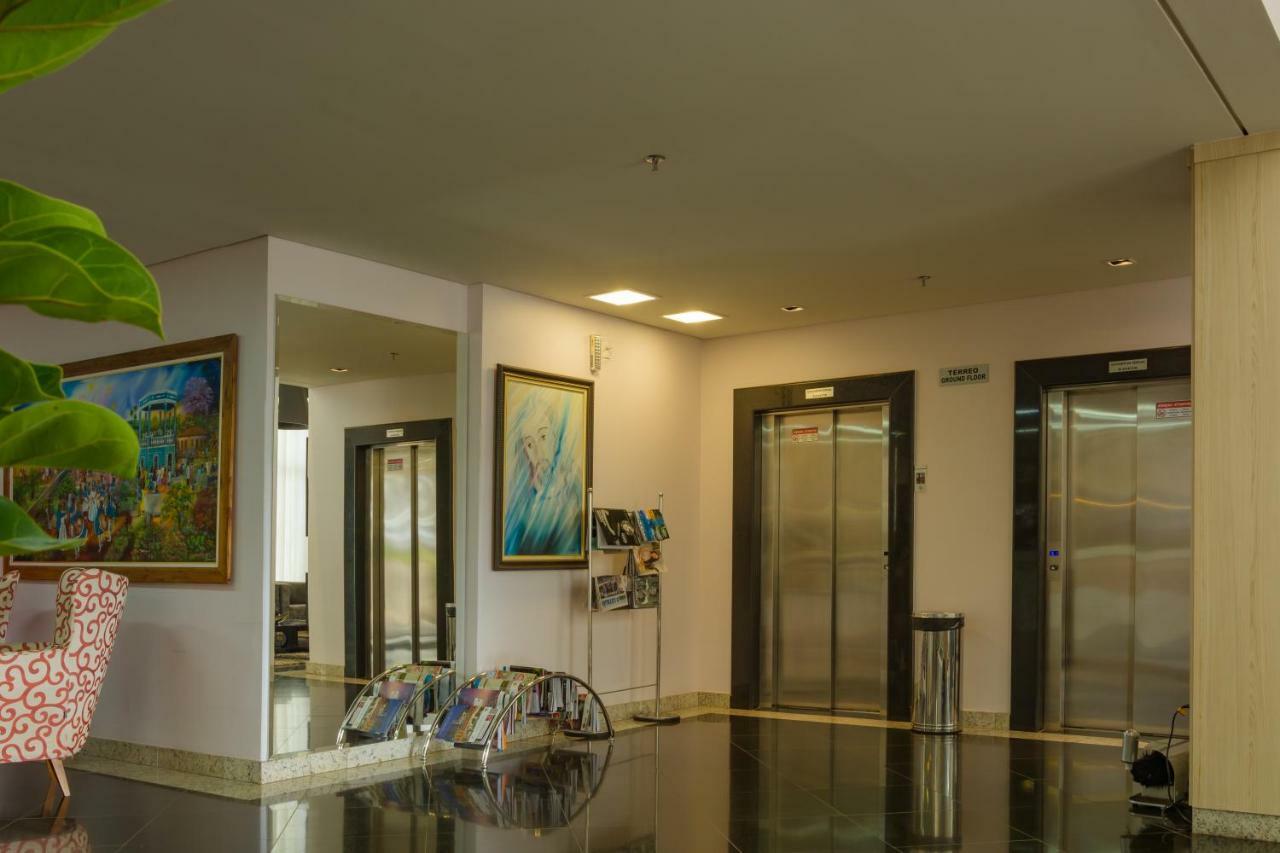 Lindoya Hotel Catalão Екстериор снимка