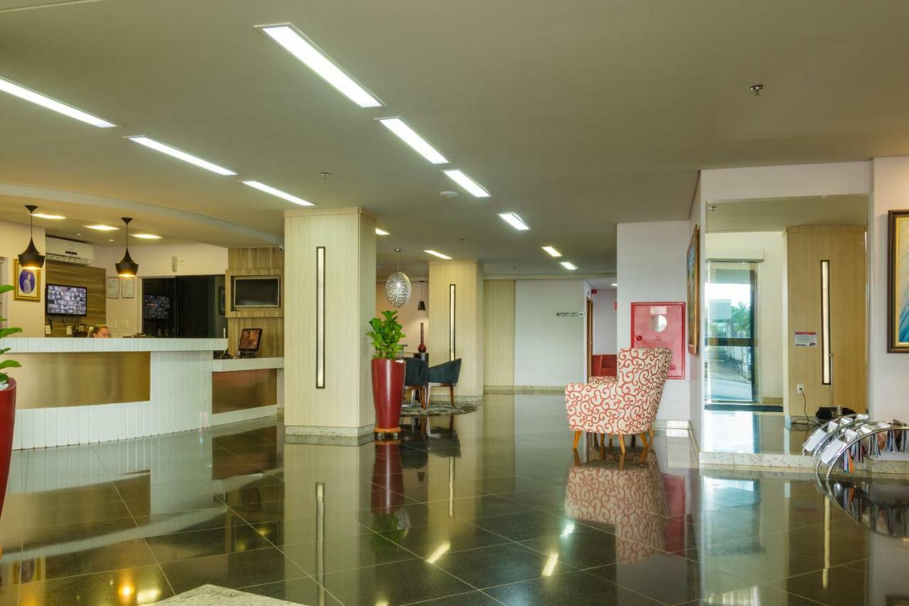 Lindoya Hotel Catalão Екстериор снимка