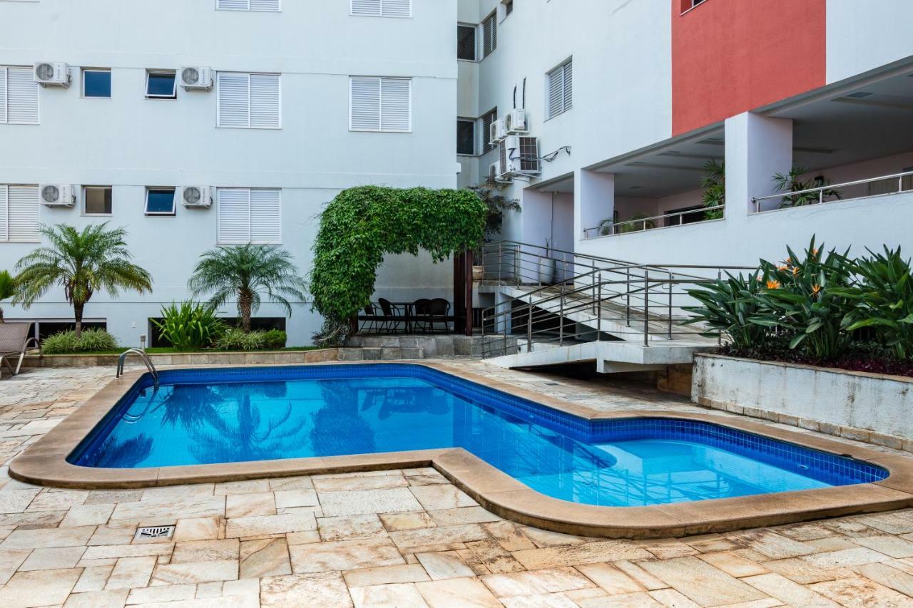 Lindoya Hotel Catalão Екстериор снимка