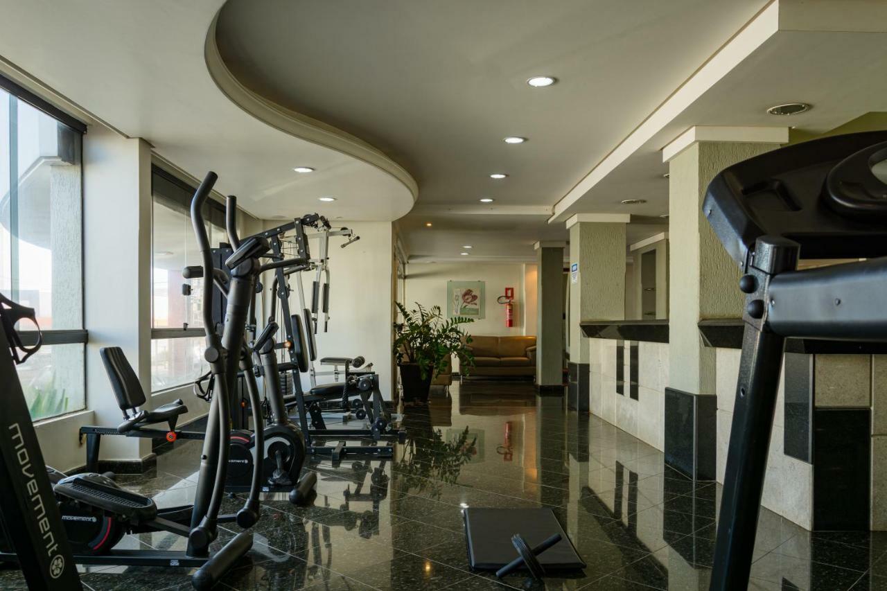 Lindoya Hotel Catalão Екстериор снимка